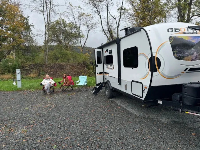 Rusted Acres RV Park Picture 1