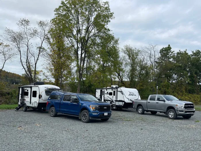 Rusted Acres RV Park Picture 5