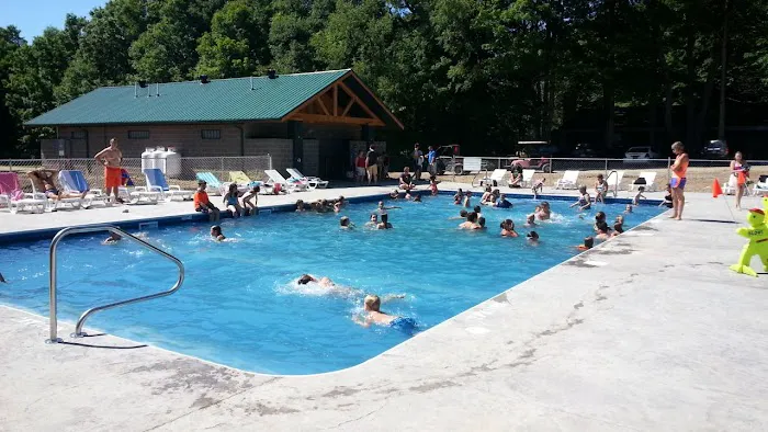 Adventure Bound Camping Resort - Four Winds Picture 2