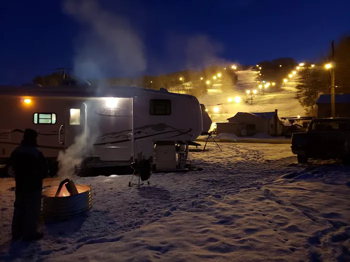 Slope Side RV Park. Picture 8