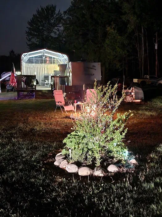 Three Valley Campground Picture 3