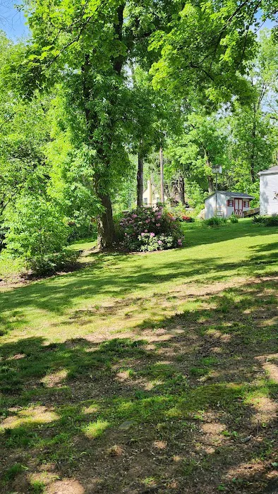 Cherry Mobile Home Park Picture 2