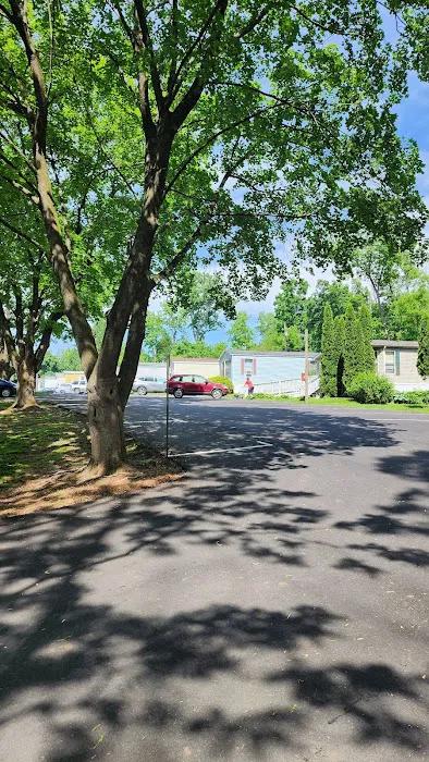 Cherry Mobile Home Park Picture 6