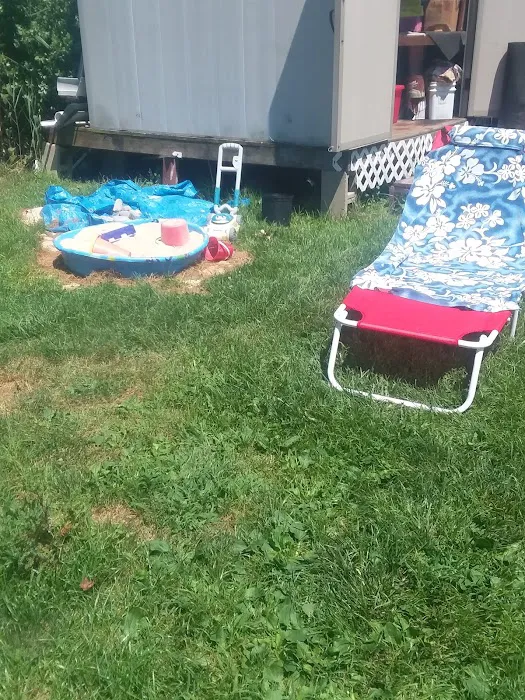 Cedar Springs Mobile Home Park Picture 2