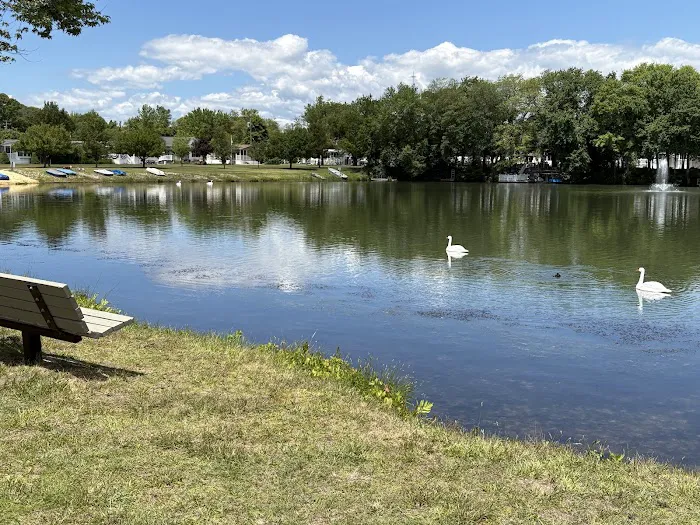 Garden Lake Park & Sales Picture 7