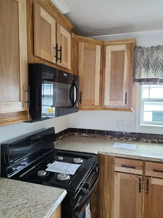 Grande Woods South Manufactured Home Community Picture 9