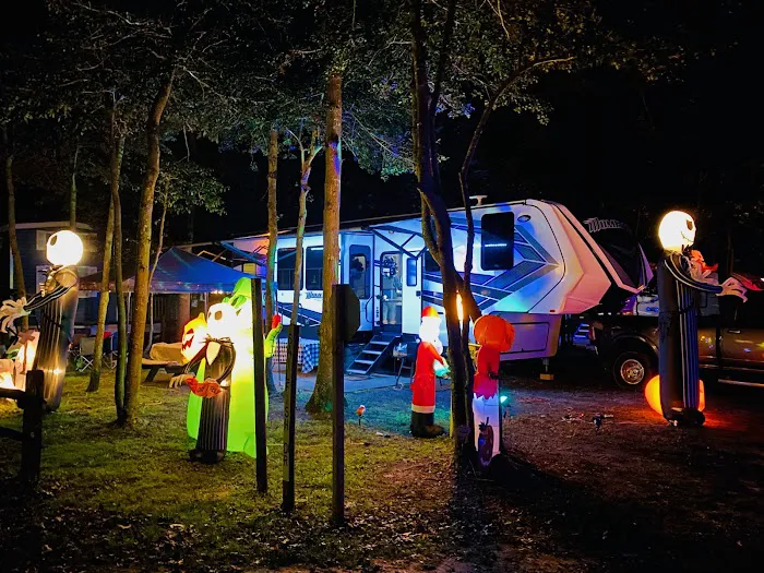 Beachcomber Camping Resort Picture 1
