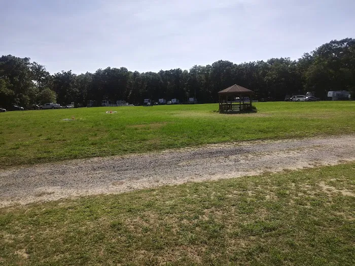 Brookville Campgrounds Picture 2
