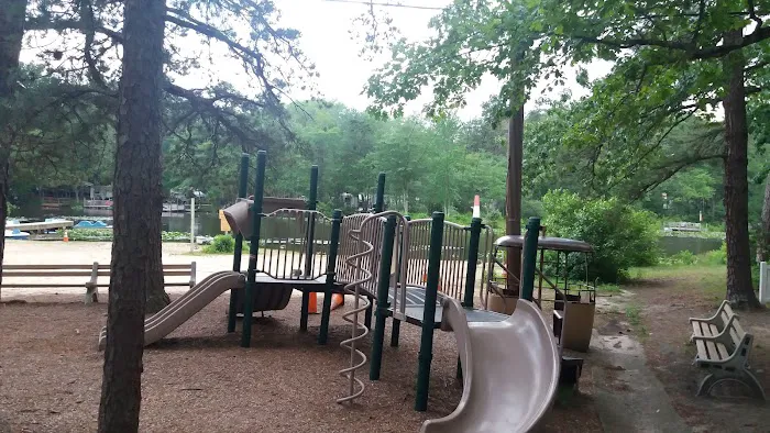 Timberland Lake Campground Picture 10