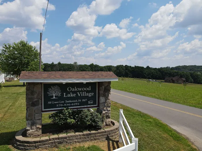 Oakwood Lake Village Picture 8
