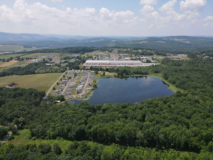 Oakwood Lake Village Picture 6