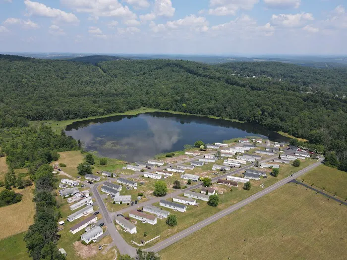 Oakwood Lake Village Picture 3