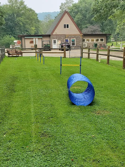 Rustic Creek Family Campground Picture 7