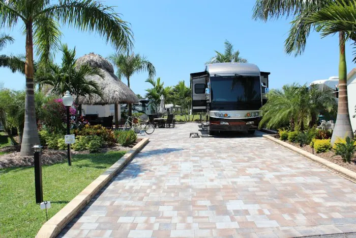 Aztec RV Resort- Motorcoach Picture 8
