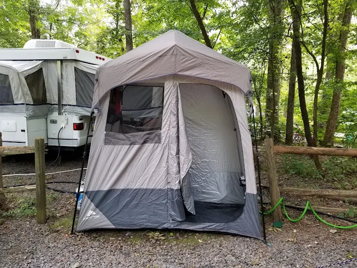Colonial Woods Family Camping Resort Picture 10