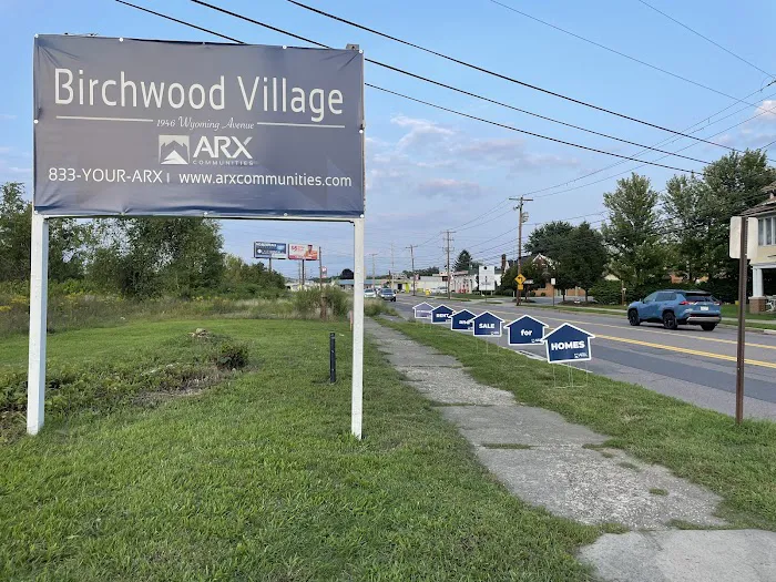 Birchwood Village Estates Picture 9