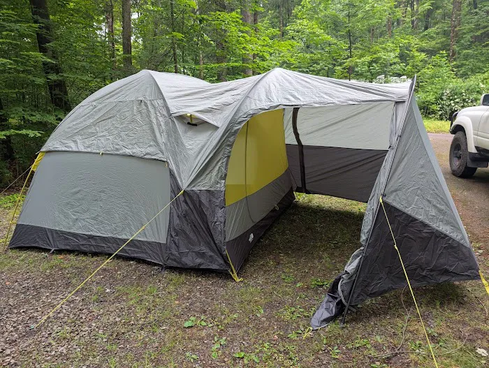 Carpenter Town Camping Picture 9