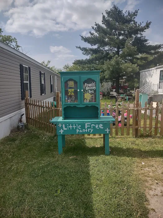 Stewart's Trailer Park Picture 4