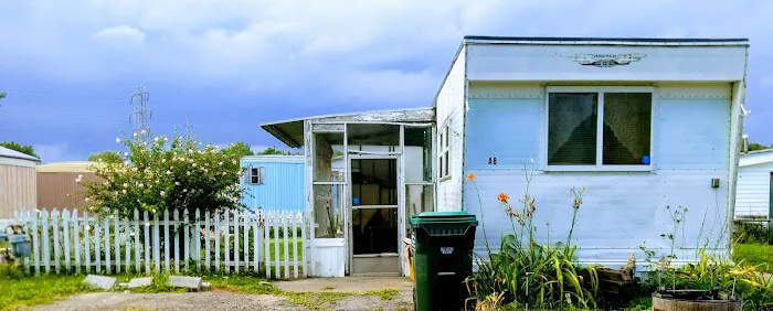 Stewart's Trailer Park Picture 2
