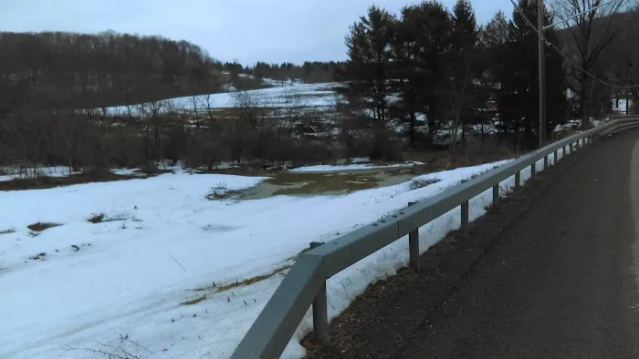 Oakwoods Manufactured Housing Community Picture 2