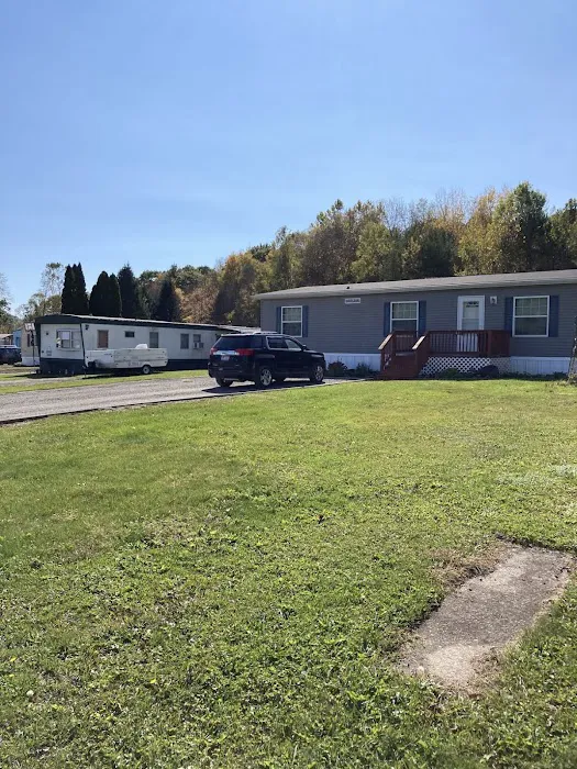 Green Valley Mobile Home Community Picture 4