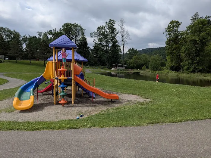 Hickory Hill Camping Resort Picture 3