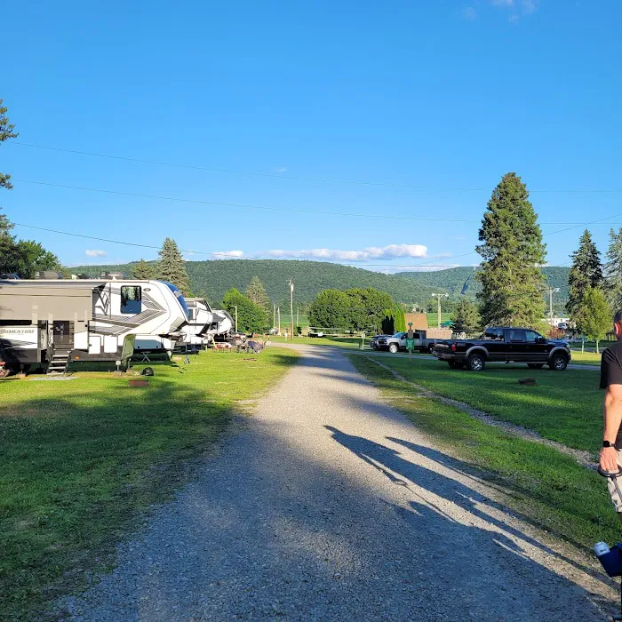 Hickory Hill Camping Resort Picture 6