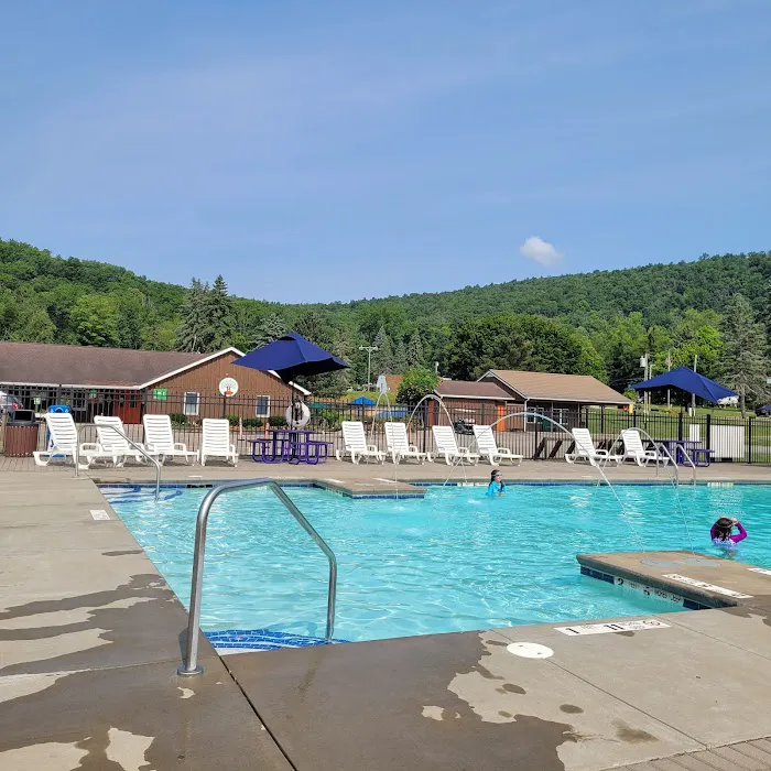 Hickory Hill Camping Resort Picture 4