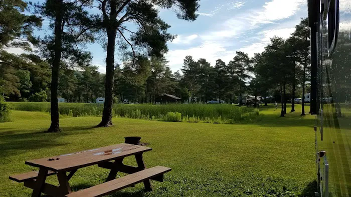 Pinecreek Campground Picture 4