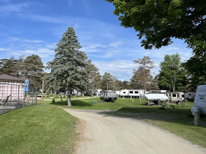 Pinecreek Campground Picture 10