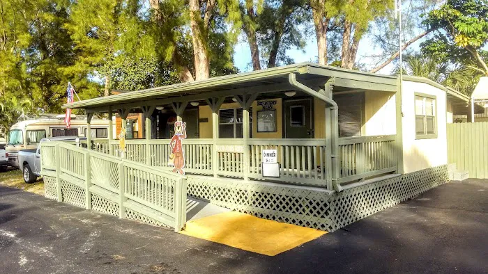 Kozy Kampers RV Park-Storage Picture 8