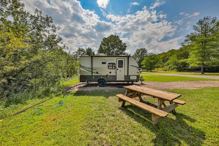 Pocono Point RV & Campground Picture 4