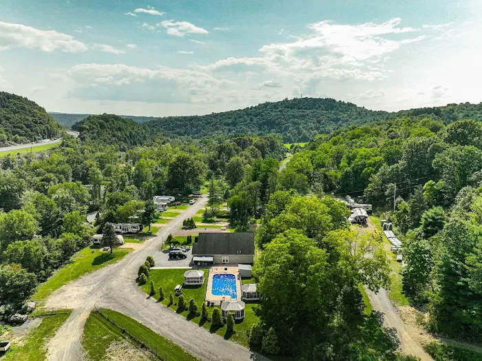 Pocono Point RV & Campground Picture 10