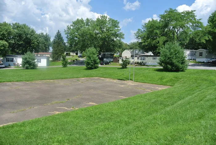 Whispering Hollow South Mobile Home Park, by Valley Community Management Picture 3