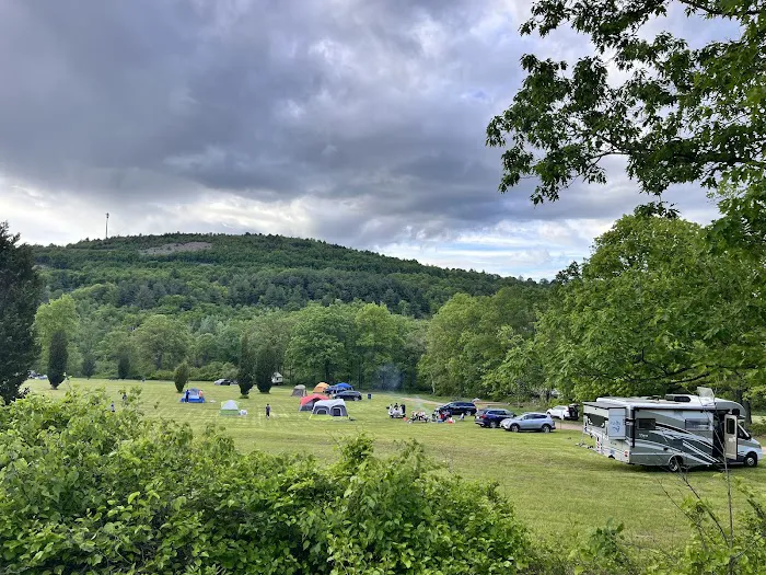 Blue Mountain Camping & Glamping Picture 2