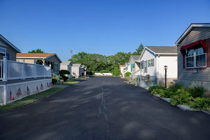 Cape May Crossing Picture 2