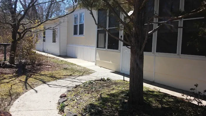 Roberts Mobile Home Park Picture 1