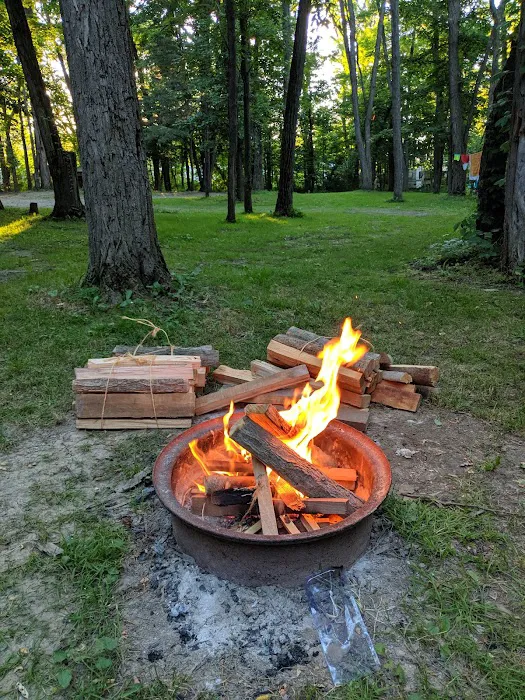 Spruce Row Campground Picture 4