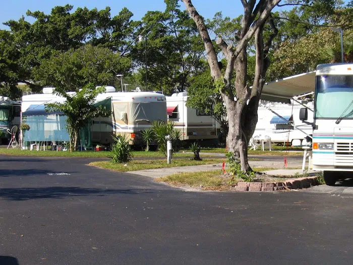 Paradise Island RV Resort Picture 8