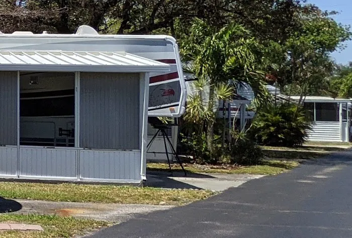 Paradise Island RV Resort Picture 4