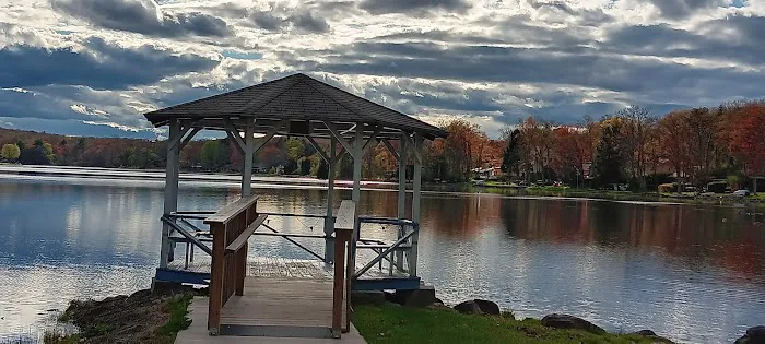 Penn Lake Park Borough Picture 5