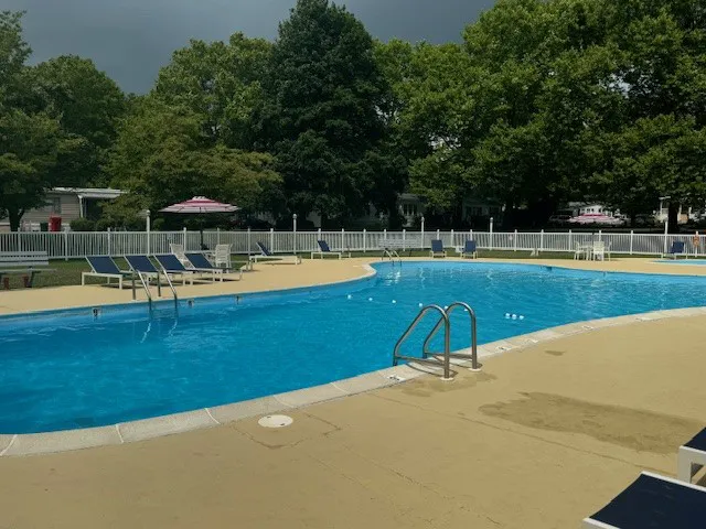 Hickory Hills Manufactured Home Community Picture 3