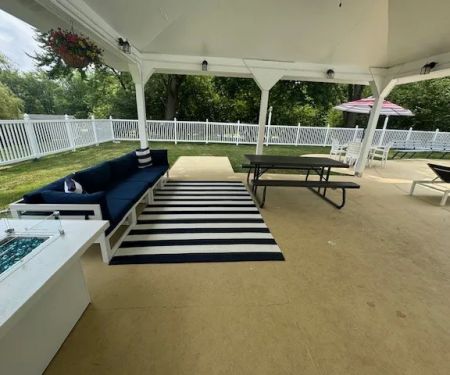 Hickory Hills Manufactured Home Community
