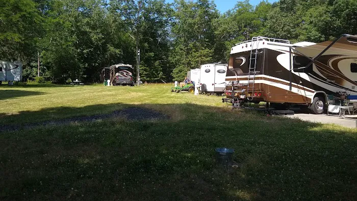 Navy Earle MWR RV Park Picture 6