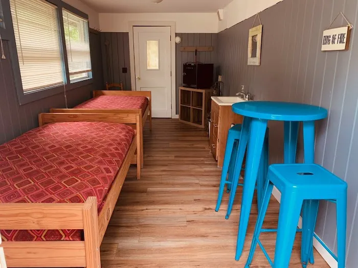 Kamp Kontent Picture 7