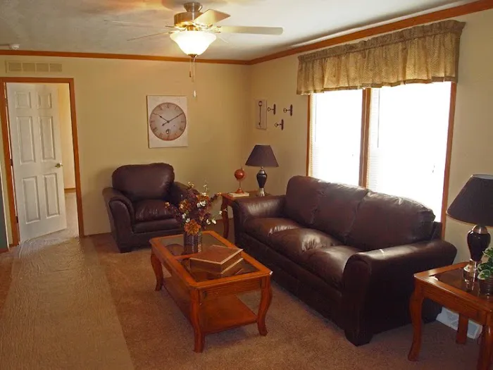 Thomas Estate West Manufactured Homes Picture 7