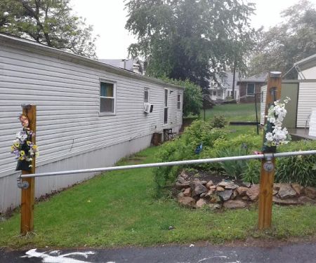 Gilly's Mobile Home Park