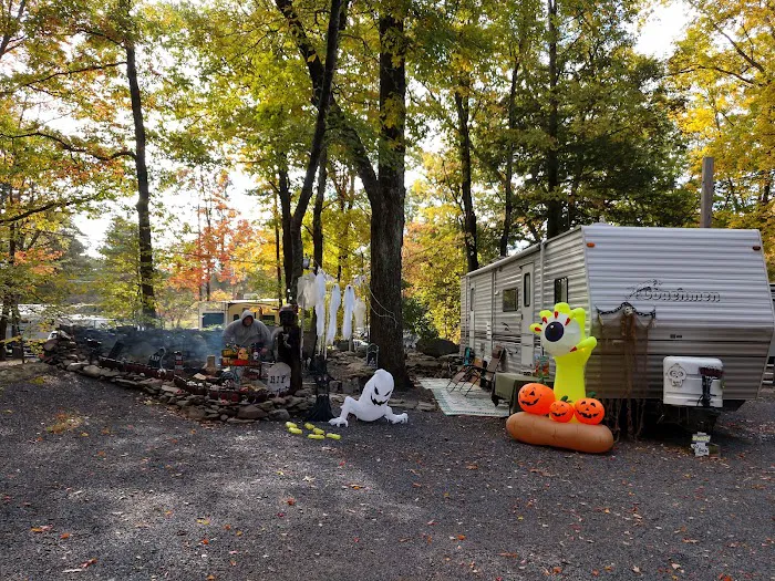 Four Seasons Campground Picture 3