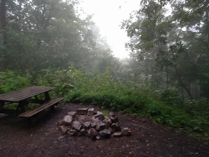 Kirkridge Shelter Picture 8