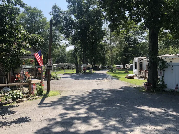 Camp Charles Campgrounds Picture 6